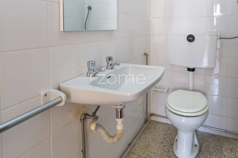 Apartamento T3 para Arrendamento em Cidade da Maia Foto 13