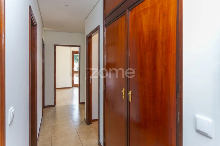 Apartamento T3 para Arrendamento em Cidade da Maia Foto 14