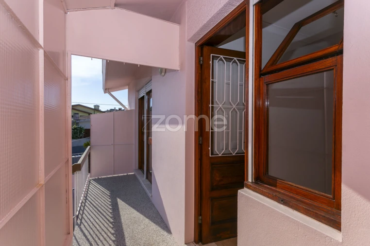 Apartamento T3 para Arrendamento em Cidade da Maia Foto 24