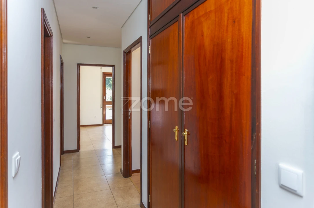 Apartamento T3 para Arrendamento em Cidade da Maia Foto 14
