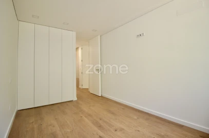 Apartamento T2 para Venda em São Vicente (Braga)