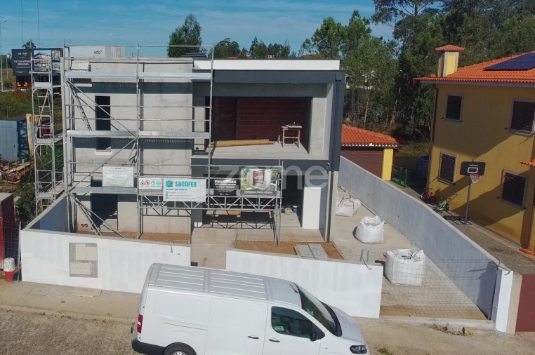 Moradia T3 para Venda em Seroa Foto 21