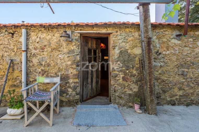 Moradia T1 para Venda em Pinheiro da Bemposta, Travanca e Palmaz Foto 2