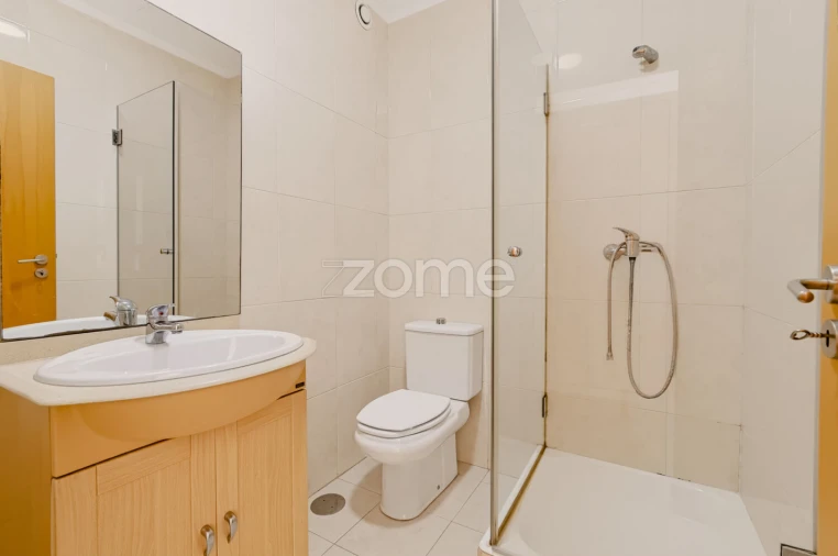 Apartamento T3 para Venda em São Mamede de Infesta e Senhora da Hora Foto 23