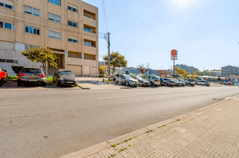 Apartamento T3 para Venda em São Mamede de Infesta e Senhora da Hora Foto 2