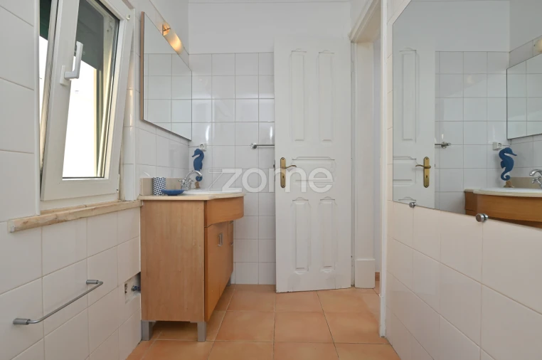 Apartamento T2 para Arrendamento em Avenidas Novas Foto 20