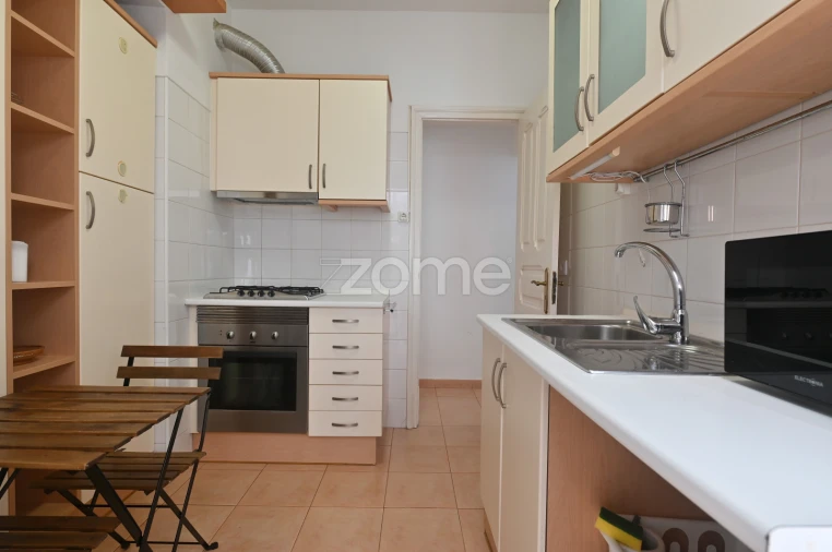 Apartamento T2 para Arrendamento em Avenidas Novas Foto 15