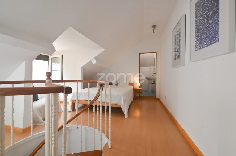 Apartamento T2 para Arrendamento em Avenidas Novas Foto 6