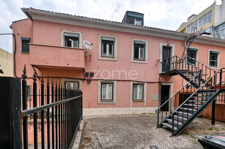 Apartamento T2 para Arrendamento em Avenidas Novas Foto 2