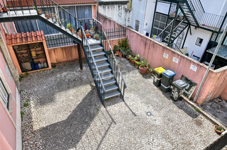 Apartamento T2 para Arrendamento em Avenidas Novas Foto 23