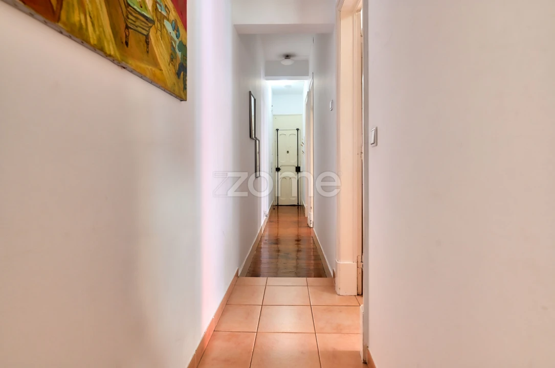 Apartamento T2 para Arrendamento em Avenidas Novas Foto 10