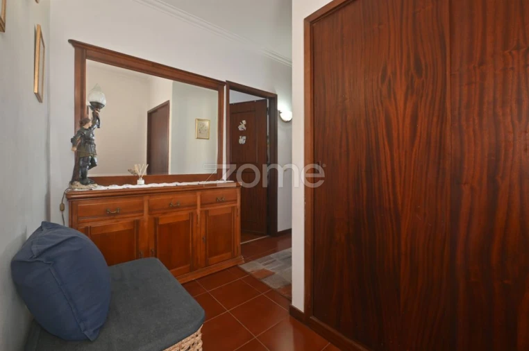 Apartamento T3 para Venda em São Domingos de Rana Foto 9