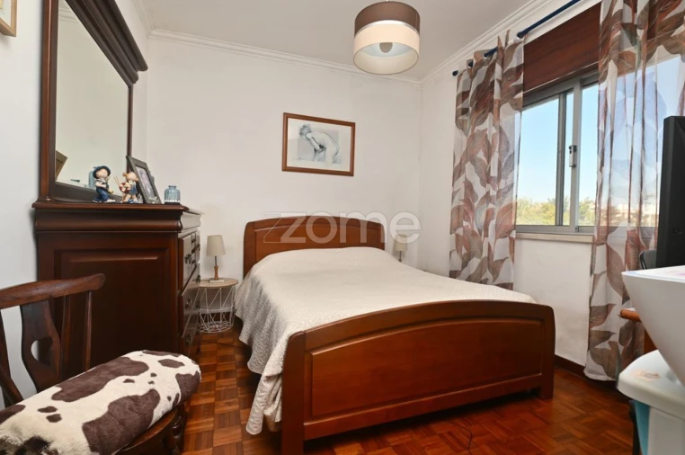 Apartamento T3 para Venda em São Domingos de Rana Foto 15