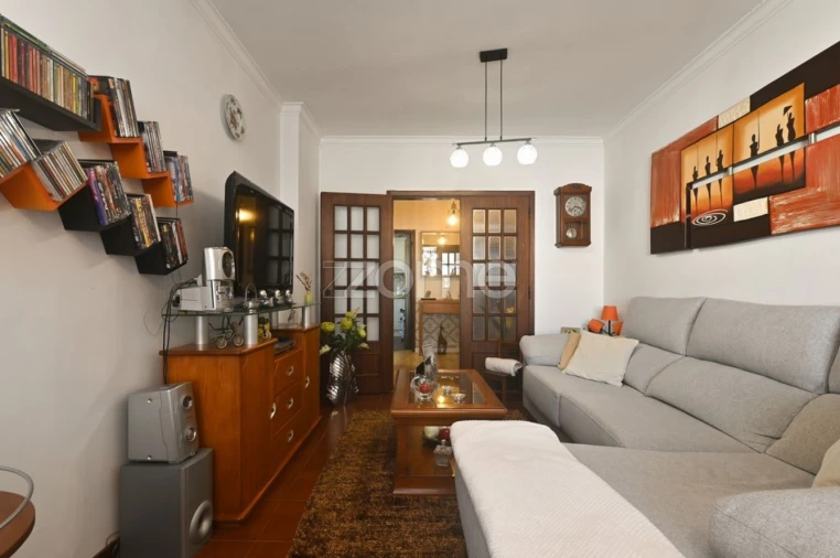 Apartamento T3 para Venda em São Domingos de Rana Foto 6