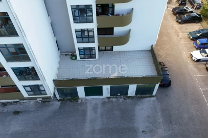 Apartamento T1 para Arrendamento em Santo Antonio dos Olivais