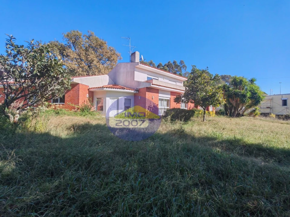 Moradia T3 para Venda em Grijó e Sermonde Foto 1