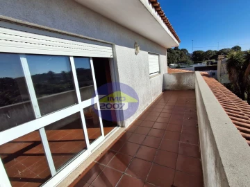 Moradia T3 para Venda em Grijó e Sermonde