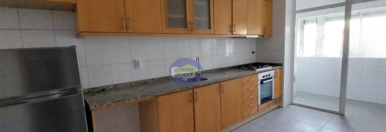 Apartamento T2 para Venda em Ermesinde