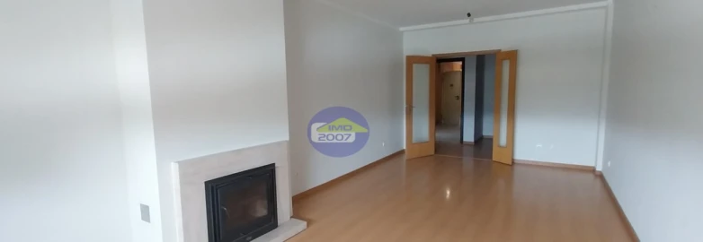 Apartamento T2 para Venda em Ermesinde