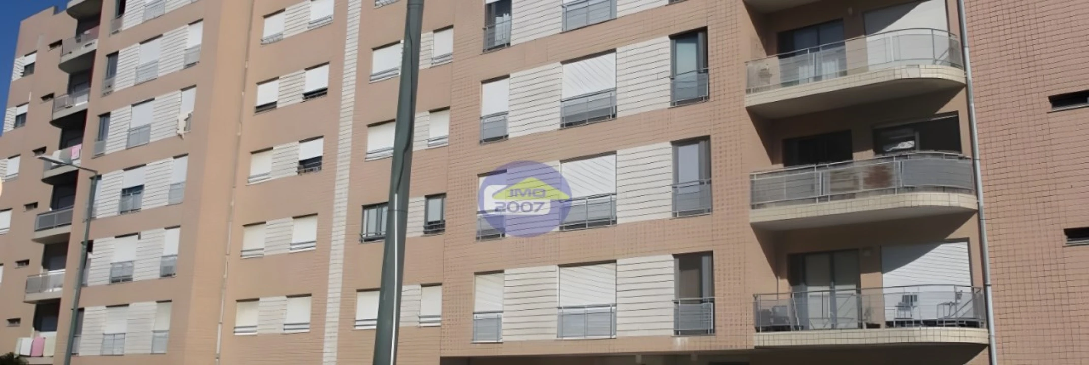 Apartamento T2 para Venda em Valongo Foto 1