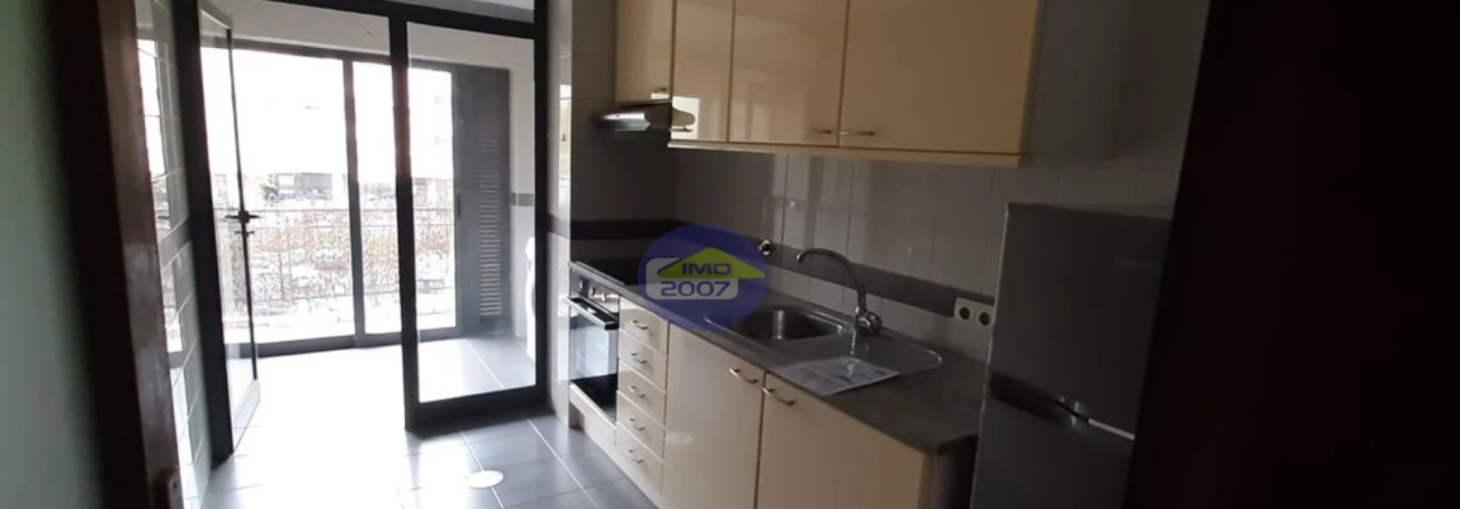 Apartamento T2 para Venda em Valongo Foto 2