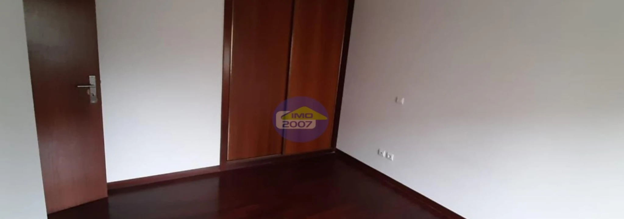 Apartamento T2 para Venda em Valongo Foto 8
