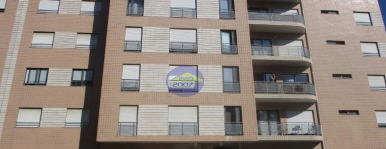 Apartamento T2 para Venda em Valongo Foto 15