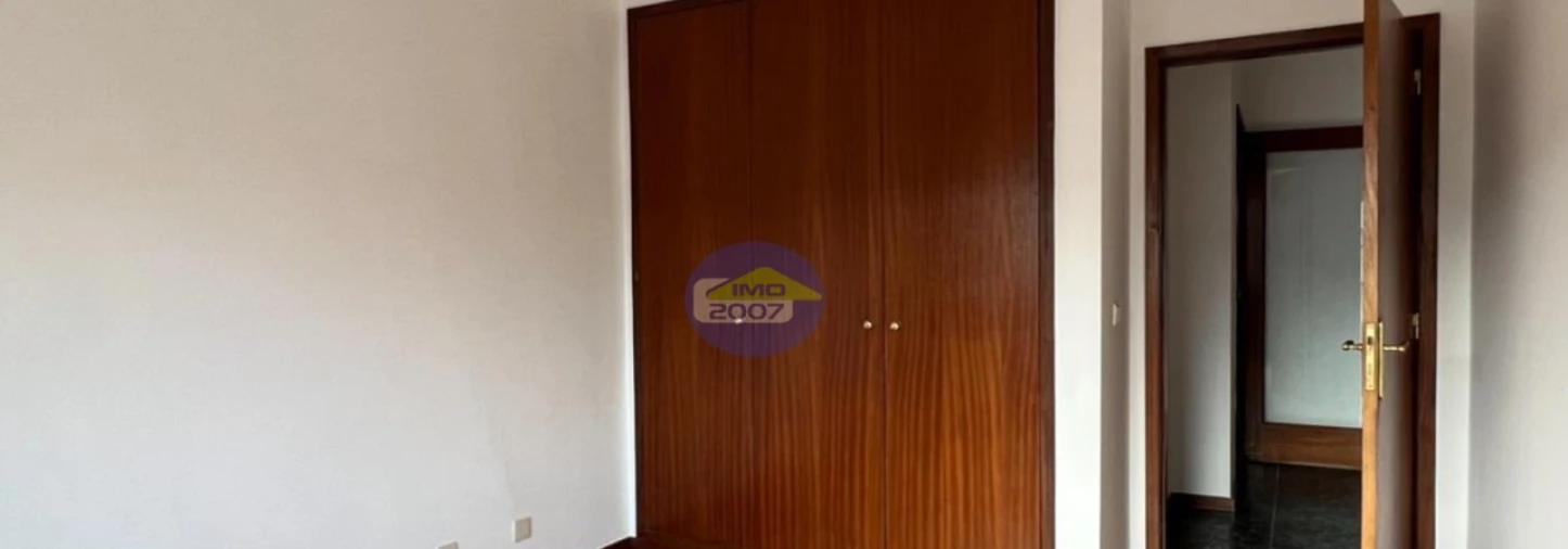 Apartamento T2 para Venda em Valongo Foto 12