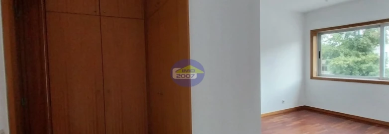 Apartamento T4 para Venda em Custóias, Leça do Balio e Guifões