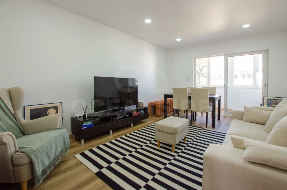 Apartamento T2 para Venda em Barcarena Foto 1