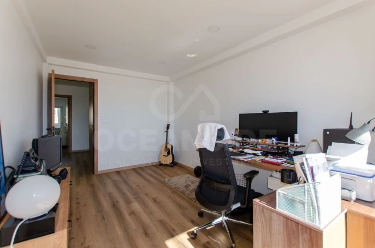 Apartamento T2 para Venda em Barcarena Foto 28