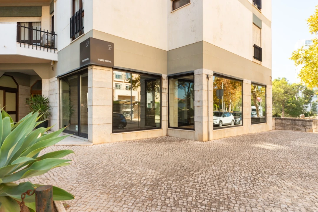 Loja para Arrendamento em Cascais e Estoril Foto 1