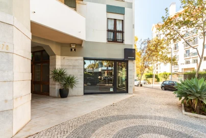 Loja para Arrendamento em Cascais e Estoril