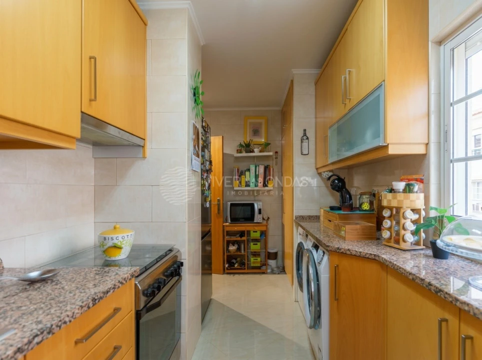 Apartamento T3 para Venda em Caparica e Trafaria Foto 4