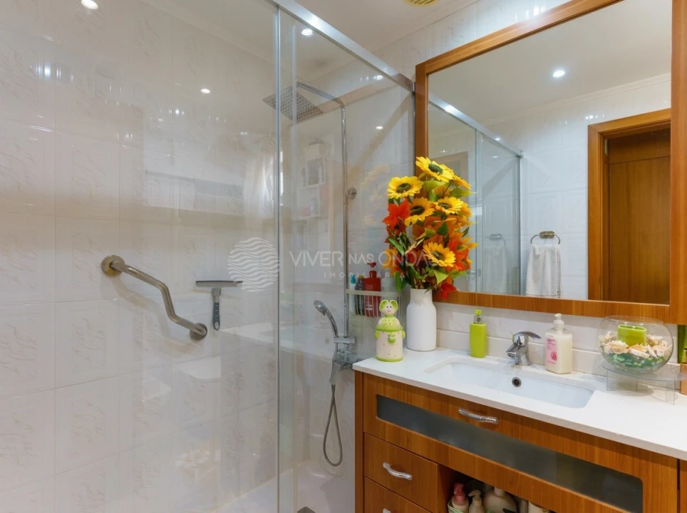 Apartamento T3 para Venda em Caparica e Trafaria Foto 14