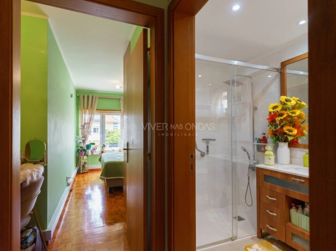 Apartamento T3 para Venda em Caparica e Trafaria Foto 12