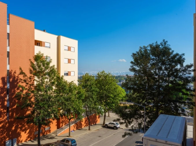 Apartamento T3 para Venda em Caparica e Trafaria Foto 27
