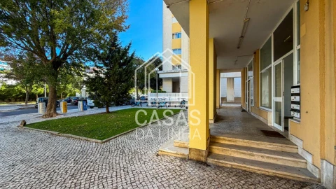 Negócio para Venda em Carcavelos e Parede