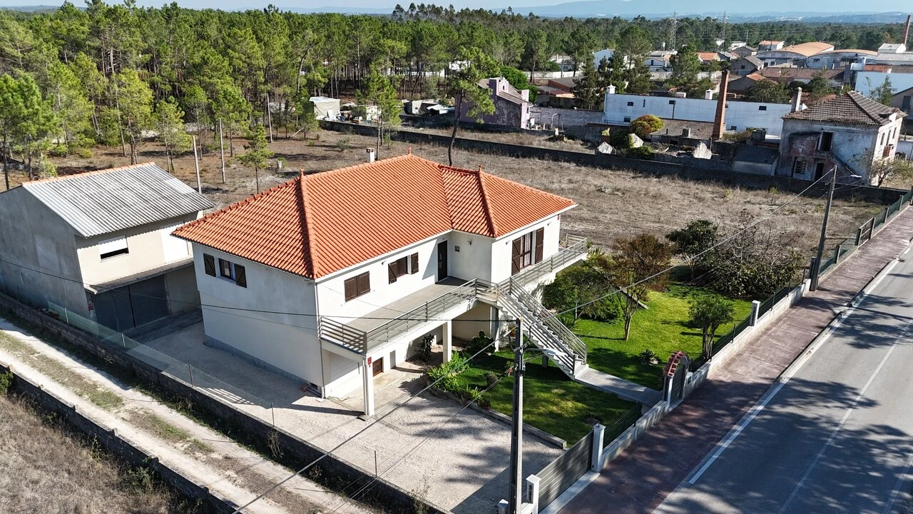 Moradia T5 para Venda em Pataias e Martingança Foto 3
