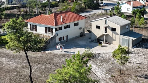 Moradia T5 para Venda em Pataias e Martingança