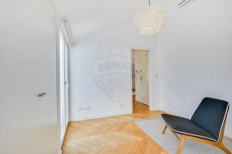 Apartamento T2 para Venda em Estrela Foto 18