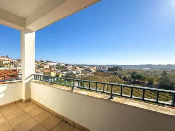 Moradia T3 para Venda em Encarnação
