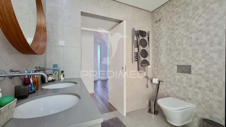 Moradia T5 para Venda em Alhos Vedros Foto 29