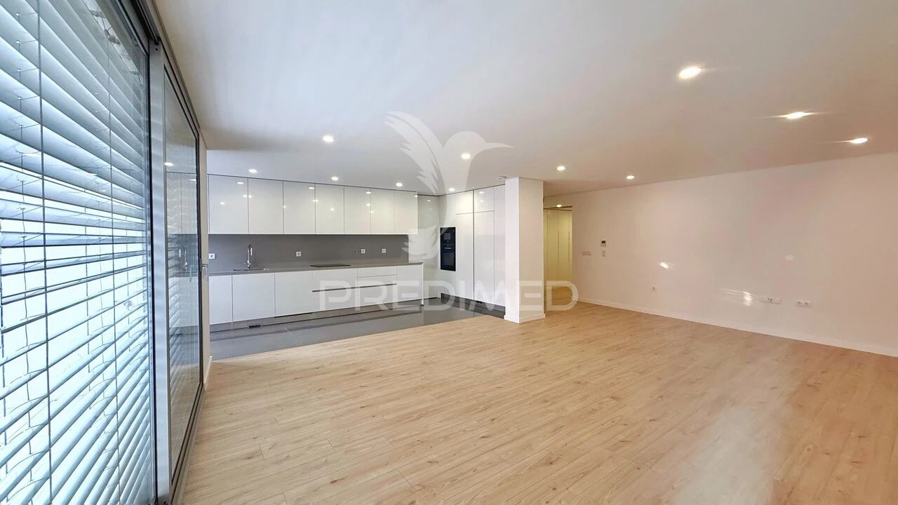Apartamento T3 para Venda em Azurem Foto 3