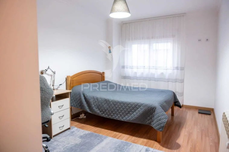 Apartamento T3 para Venda em Marinha Grande Foto 5