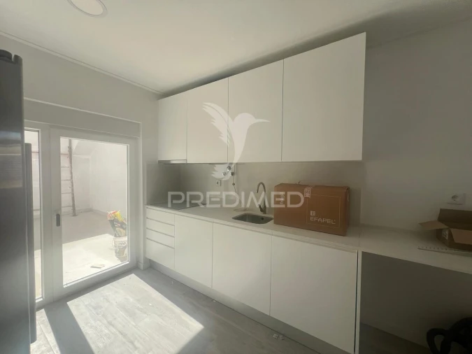 Apartamento T1 para Venda em Alto do Seixalinho, Santo André e Verderena Foto 3