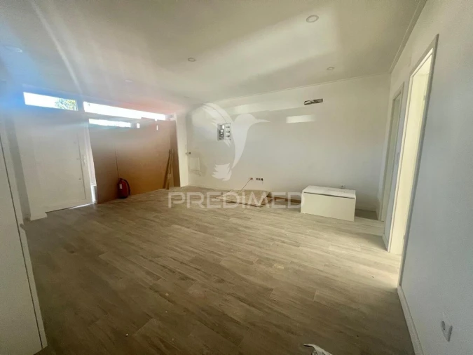 Apartamento T1 para Venda em Alto do Seixalinho, Santo André e Verderena Foto 8