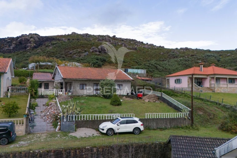Moradia T3 para Venda em Aboim da Nóbrega e Gondomar Foto 7