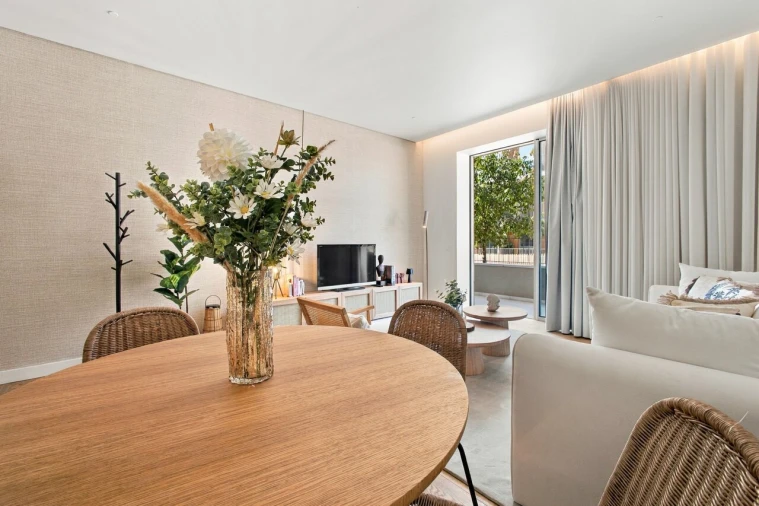Apartamento T2 para Venda em Quarteira Foto 6