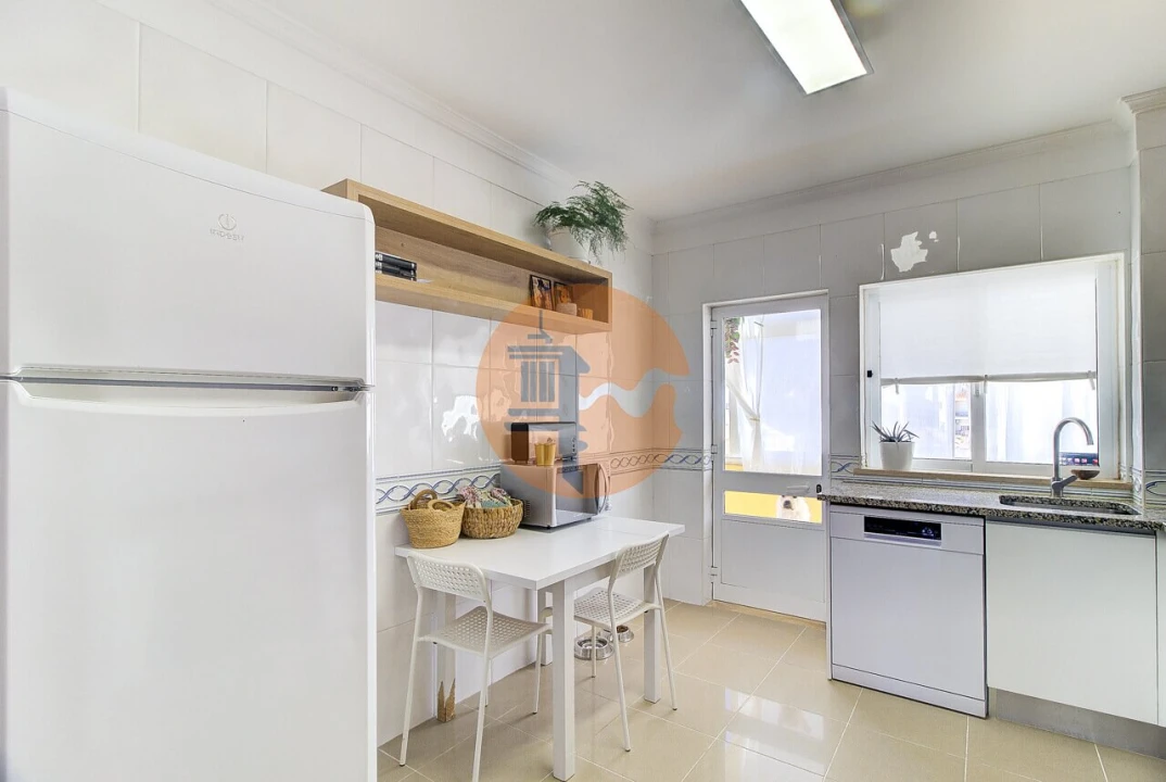 Apartamento T2 para Venda em Vila Real de Santo Antonio Foto 14